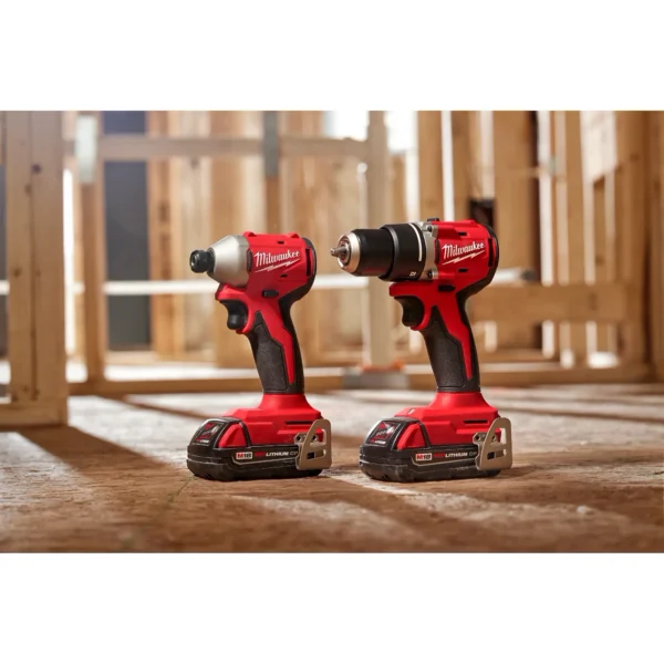 Kit Compacto de Taladro Percutor y Atornillador de Impacto M18 Milwaukee - Image 4